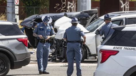 No criminal charges in Tacoma, Washington, crash that killed 6 Arizonans